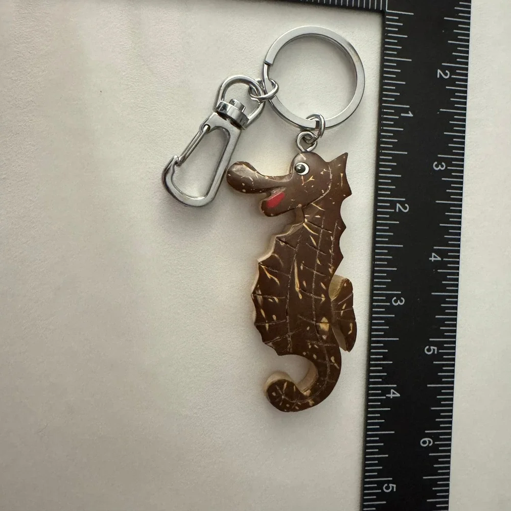 Coconut Wood‎ Seahorse Keychain Clip Purse Charm Nautical Beachy Tropical
